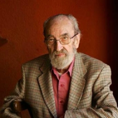 Ninguna era tan bella como tú durante aquel fugaz momento en que te amaba: mi vida entera. 